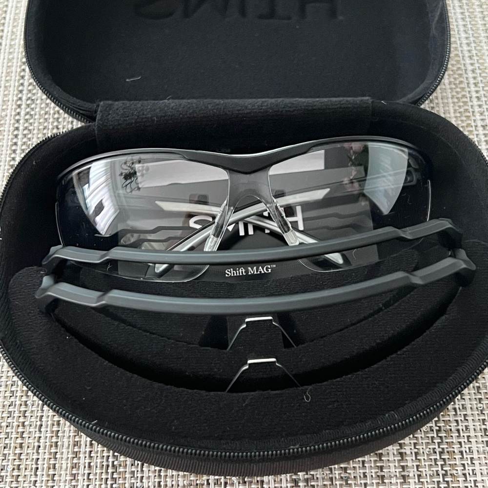 1 Pair of Remington Glasses + 2 Non-Temple Glasses